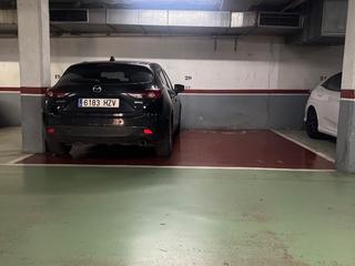 Lloguer Aparcament de moto a Gurrea 14. Parking para moto en sabadell con vigilancia y acceso fácil