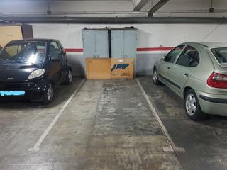 Lloguer Aparcament de moto a Aguileres 33. Alquiler parking moto en singuerlín