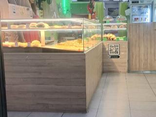 Pas-de-porte Local commercial à Terol 20. Se traspasa local en gracia