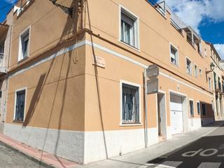 Casa en Nou de sant antoni  31. Casa esquinera con gran terraza