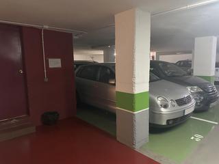 Autoparkplatz in Roger de flor 278. Oferta. parking para coche pequeño en calle roger de flor córceg
