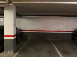 Lloguer Aparcament cotxe a Cabanes 15. Plaza de garaje amplia y de fácil acceso