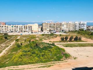 Piso en Carrer d'àngel giner ribera 2. Piso céntrico a 400m del mar