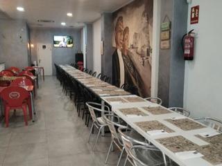 Traspàs Local Comercial a Carrer clavé 31. Se traspassa negocio completamente equipado y amueblado para ent