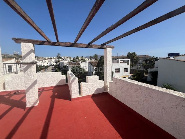 Foto ef98ada9-ef02-4205-9643-50ffb309ab77. Casa en carretera el peñoncillo 71 oportunidad de inversión en la duquesa () en Manilva