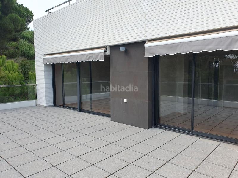Foto 19e33986-f596-417d-bf91-ff61af78728f. Alquiler casa en carrer anoia 22 a estrenar casa con preciosas vistas al mar. en Mataró