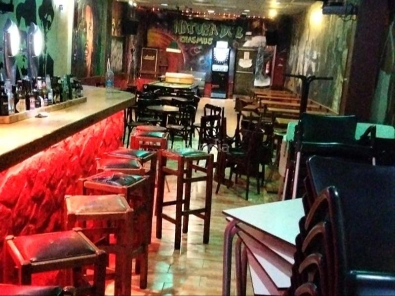 Foto a17866b8-19d7-4e80-99bc-e208e019311f. Traspaso local comercial en calle explorador andrés 19 traspaso de licencia pub zona cedro en Valencia