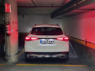 Lloguer Aparcament cotxe a Carrer de dolors masferrer 74. Plaza grande para coche y moto. fácil maniobra en aparcamiento c