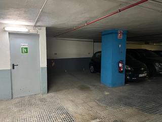 Lloguer Aparcament cotxe a Avda josep tarradellas 89. Alquiler de parking en avda josep tarradellas 89