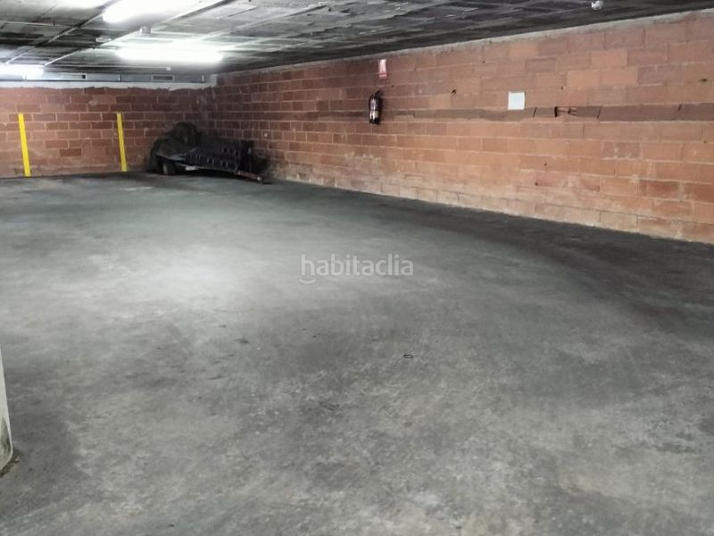 Foto 74ccf70e-a8e6-4487-bcb4-8c77379bafa0. Miete autoparkplatz in sant leopold 31 in Barri del Centre Terrassa