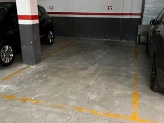 Lloguer Aparcament cotxe a Llaceras 19. Plaza de parking en alquiler