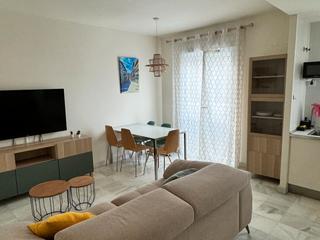 Rent House in Camino viejo 8. Magnifco duplex en tomares