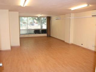 Rent Office space in Muntaner 118. Alquiler de oficina en calle muntaner