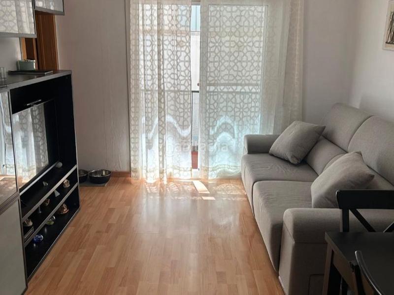 Foto eefd4979-b917-4163-bef9-69d9c9220e05. Piso en calle independencia 245 piso en calle independència en Badalona