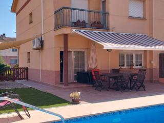 Casa a Carrer josep pla  28. Con piscina y jardin