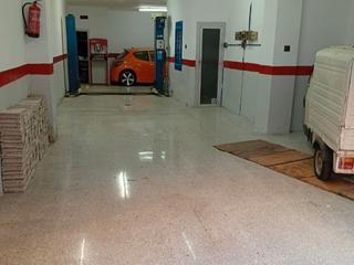 Planta baja en Moli vell 9. Local en venta en sant boi de llobregat