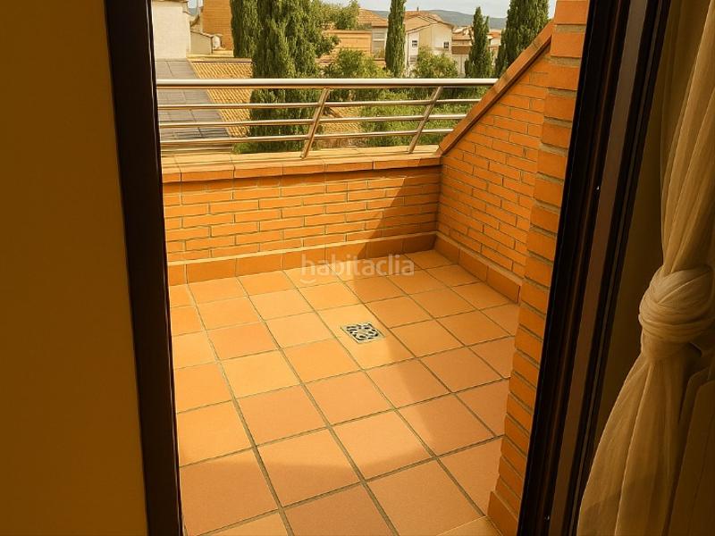 Foto 9be7b819-2953-46cd-abbc-d43341ac354f. Affitto duplex in manises 2 in Estación Pozuelo de Alarcón