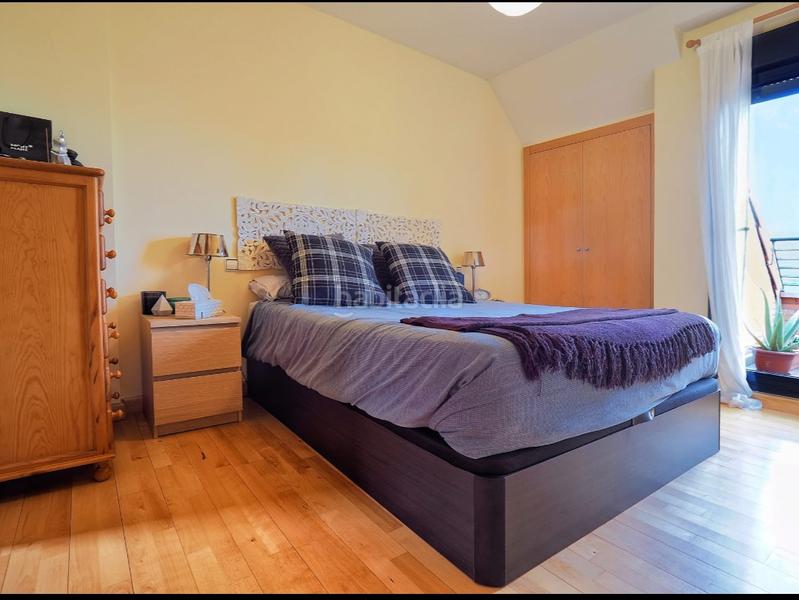 Foto d508a9ba-87c5-4ff7-9928-826584ece450. Affitto duplex in manises 2 in Estación Pozuelo de Alarcón