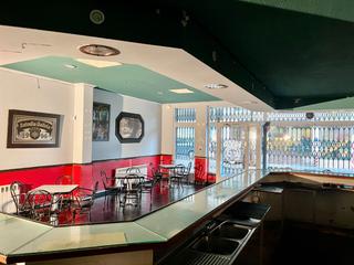 Miete Geschäftsraum in Avenida santiago 12. Local comercial totalmente acondicionado – ideal para cafetería,