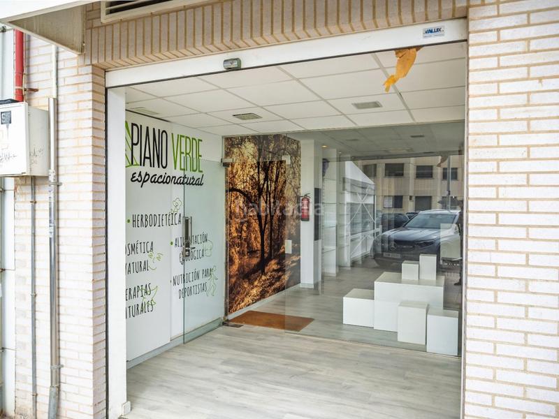 Foto ae701246-7b80-4a0c-8866-eae0b1ef4997. Alquiler local comercial en avenida mediterráneo 33 amplio local en Burriana