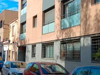 Piso en Carrer de cellers 8. Piso y parquing en gràcia