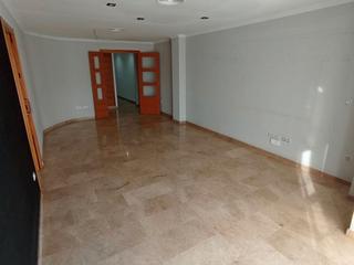 Piso en Josep pau margantoni 89. Piso seminuevo luminoso y en perfecto estado