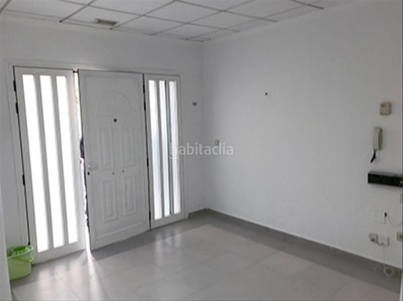 Foto bc467c1f-b1ae-4f92-97f3-f30cbfc3c287. Büro in calle nueve de octubre 5 in Almoradí