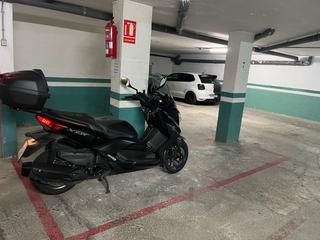 Lloguer Aparcament de moto a Avinguda del tancat de la plana 51. Garaje moto el vendrell