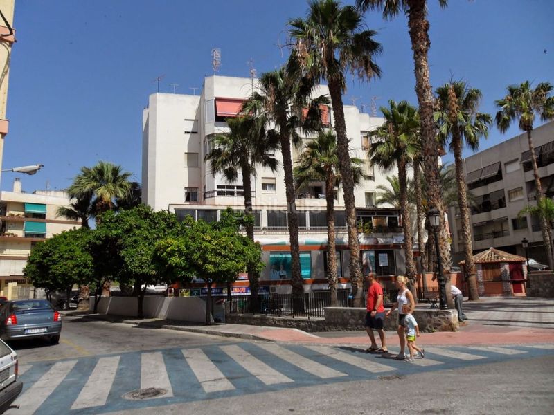 Foto 23b5ff93-5633-4788-bbd3-c2bf1432ea15. Rent flat in avenida de europa 22 in Almuñecar centro Almuñécar