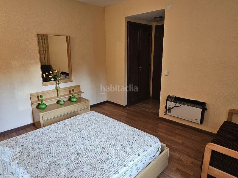 Foto 412af266-2f11-4fc9-b369-00440456d57b. Piso en vial camino 1x vivienda amplia y con ascensor en la pinilla en Cerezo de Arriba