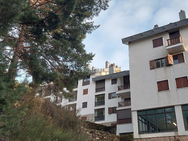 Foto a1231419-b0fe-4738-81f3-8bfa0926e16d. Piso en vial camino 1x vivienda amplia y con ascensor en la pinilla en Cerezo de Arriba
