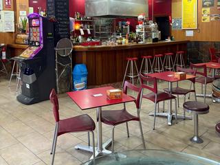 Location Local commercial à Av.marques de mont-roig 53. Frankfurt en traspaso