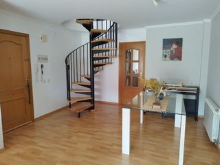 Zweistöckige Wohnung in Rambla de la girada 58. Duplex en rambla de la girada
