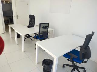 Miete Büro in Plaza camilo díaz baliño 17. Oficina para dos personas en santiago de compostela | a coruña |