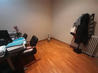 Miete Büro in Rosellon 244. Despacho luminoso