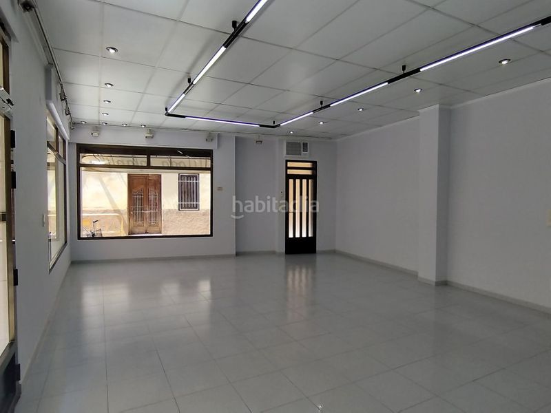 Foto cf84d6d3-0389-44e5-99ec-9453ade9ac75. Location local commercial dans calle albalat 13-a dans Algemesí