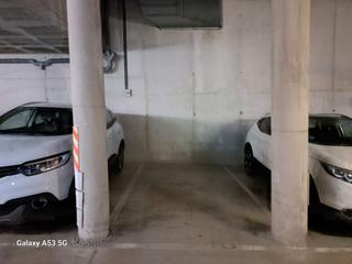 Aparcament cotxe a Roure 27. Plaza de parking en venta