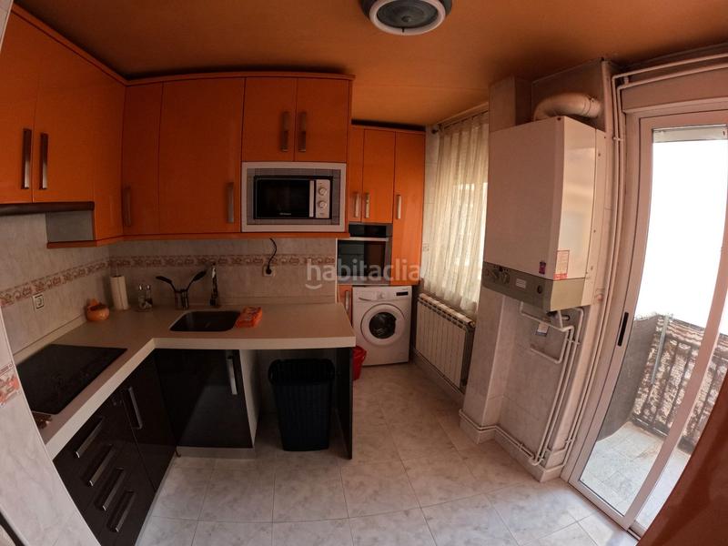 Foto 52d0996a-c9db-40cd-9f6c-8bf113c9bdaf. Lloguer pis a avenida madrid 7 a Centro Ávila