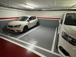 Rent Car parking in Carrer de la indústria 300. Parking cotxe mediano. carrer indústria 300