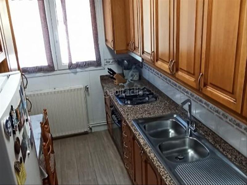 Foto debb3165-97d1-4697-8094-f66070d9b934. Piso en avinguda frança 15 piso amplio y soleado en Puigcerdà