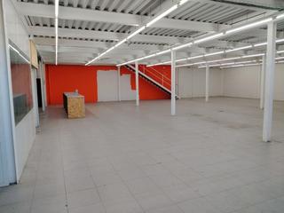 Lloguer Local Comercial a Carrer de la indústria 14. Local centrico  de les borges blanques con parking