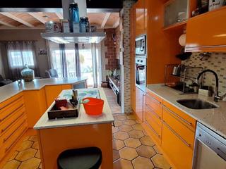 Xalet a Carrer del romani  6. Chalet muy acogedor