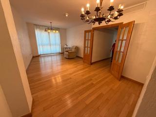 Location Appartement à Arzobispo simón lópez 4. Piso en alquiler. perfecto estado.