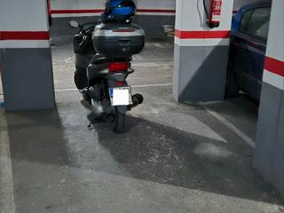 Miete Motorradparkplatz in Batista i roca 19. Se alquila plaza de moto