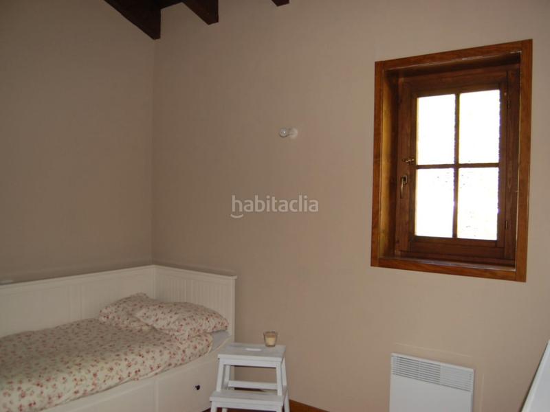 Foto 06d51b1d-5775-45ca-9fd3-7fb7efb34a67. Alquiler casa adosada en avenue avinguda de cerdanya 1 en Eyne