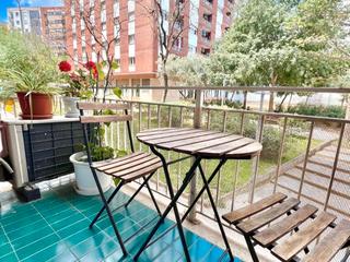 Piso en Carrer de palència 31. Estupendo piso la sagrera 4 hab.