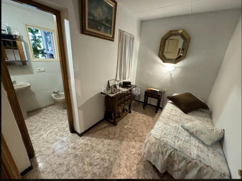 Foto b945f58e-fd54-47fc-ba74-d568e87b3f7d. Chalet en calle verge de núria 17 ¡tu sueño puede ser una realidad! en Olot