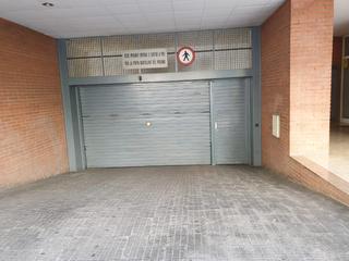 Lloguer Aparcament cotxe a Calle migdia 47. Alquiler parking