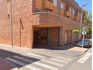 Location Parking voiture à Calle orilla del azarbe 92. Plaza de garaje