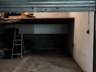 Aparcament cotxe a Carrer gombrèn 1. Garaje en ripoll(centro)